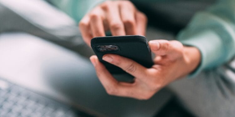 Are you error-prone? Delay your emails with THIS iOS 16 trick