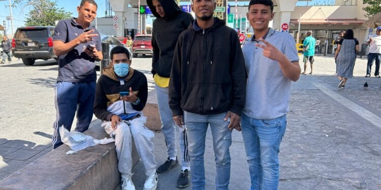 Migrants are pissed off with the asylum declare app, even after the most recent overhaul