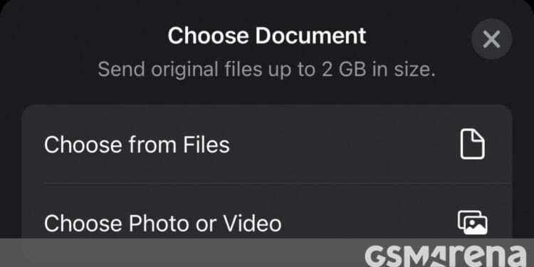WhatsApp for iOS provides choice to ship uncompressed photos and movies WhatsApp for iOS provides choice to ship uncompressed photos and movies