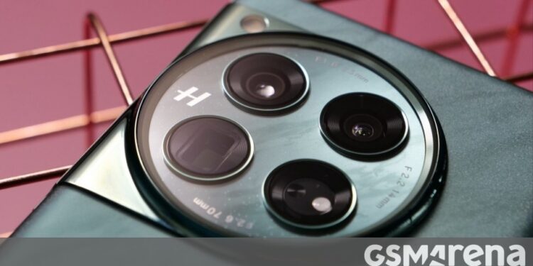 OnePlus 11 and 12 get new AI-powered options with newest software program updates OnePlus 11 and 12 get new AI-powered options with newest software program updates