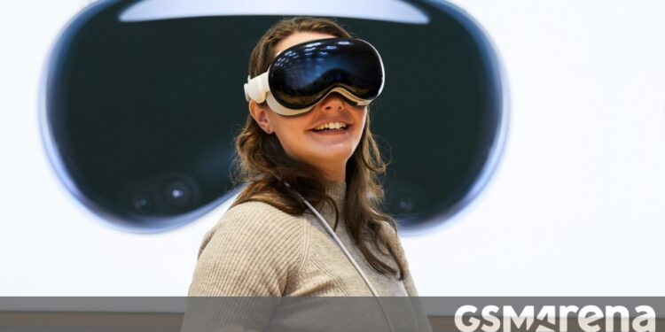 YouTube does a 180, now says it is obtained an Apple Imaginative and prescient Professional app on the way in which YouTube does a 180, now says it is obtained an Apple Imaginative and prescient Professional app on the way in which